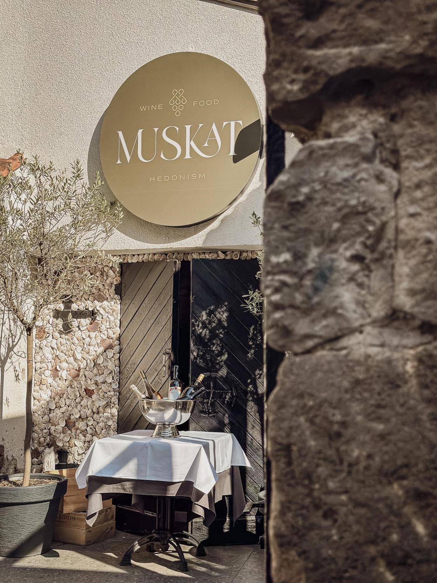 Hotel Dum By Muskat Belgrado Exterior foto